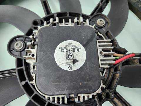 Foto 3ª: Electroventilador Audi A3 1.6 TDI AMBIENTE 105CV 77KW [CAYC] (2010)