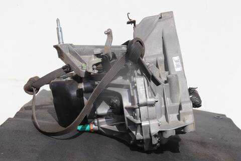 Foto 3ª: Caja Cambios Nissan Qashqai HR16DE (2010)