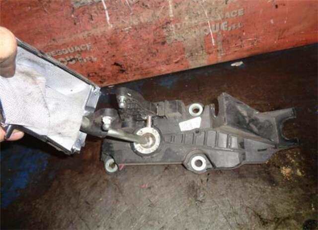 Foto 2ª: Palanca de Cambio Ford Focus 2.0 TDCI [G6DA]