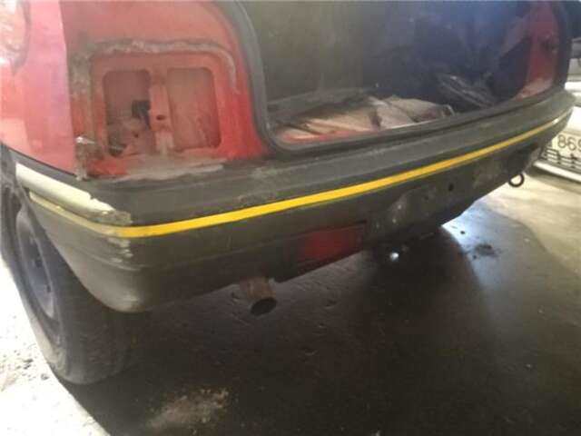 Paragolpes Trasero Peugeot 205 1.8 DIESEL