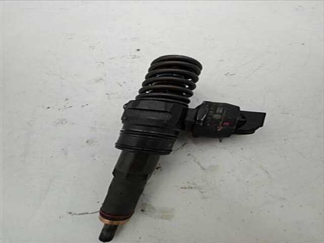 Foto 2ª: Inyectores Audi A4 1.9 TDI (96 KW) [1.9 LTR. - 96 KW TDI] [AVF]