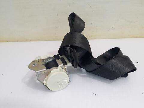 Foto 3ª: Cinturón Trasero Izquierdo Volkswagen Polo ADVANCE BLUEMOTION 90CV [CUSB] (2014)