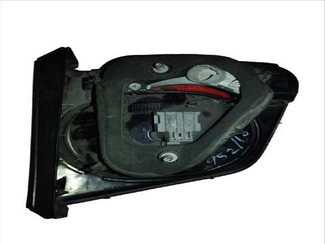 Foto 2ª: Piloto Trasero Izquierdo Volkswagen Tiguan 2.0 TDI 140CV (2007)