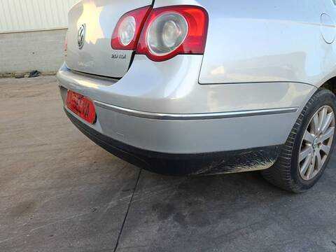 Foto 3ª: Paragolpes Trasero Volkswagen Passat BKP BERLINA (2008)