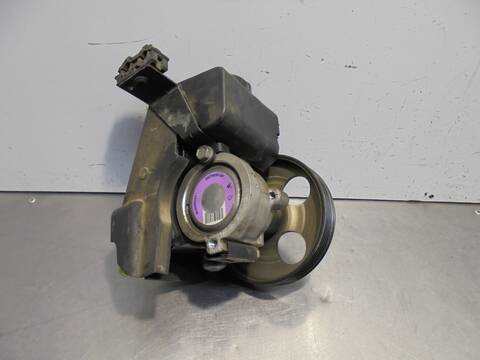 Foto 4ª: Bomba de Direccion Peugeot 206 X-LINE BERLINA 75CV 55KW [KFW] (2004)