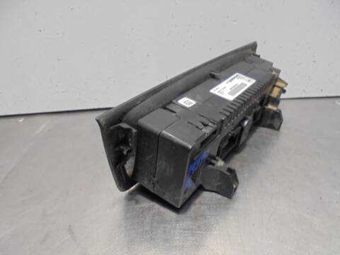 Foto 4ª: Mando Climatizador Seat Ibiza 25 ANIVERSARIO 105CV 77KW [BLS] (2008)