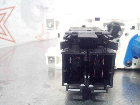 Foto 2ª: Mando Calefacción A. A. Ford Transit FT 300 M CABINA SIMPLE MEDIA 125CV 92KW CAJA ABIERTA [CYRB] (2013)