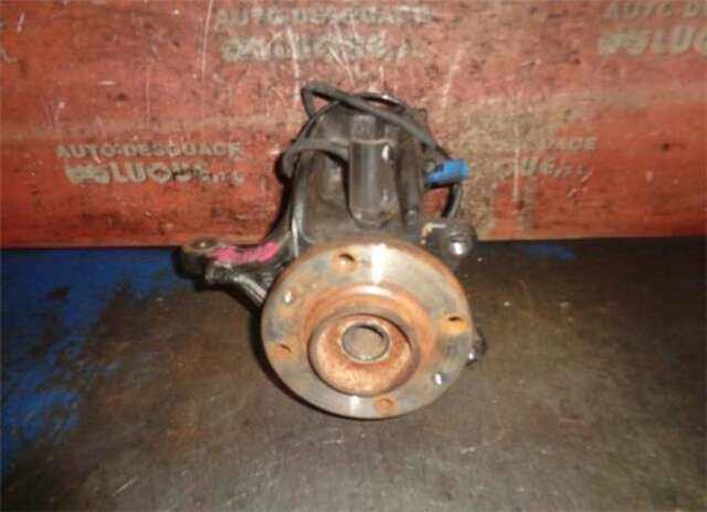 Mangueta Delantera Derecha Peugeot 208 1.2 16V VTI (86CV)