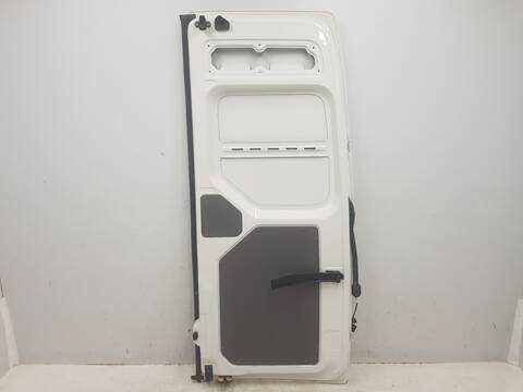 Foto 2ª: Puerta Trasera Izquierda Volkswagen Crafter 35 FURGON BL TSA FWD (2017)