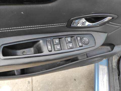 Botonera Elevalunas Renault Scenic K9KA6