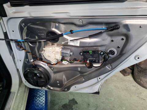Elevalunas Manual Trasero Derecho Mercedes Clase C 160 C 220 CDI 204.008) BERLINA 170CV 125KW