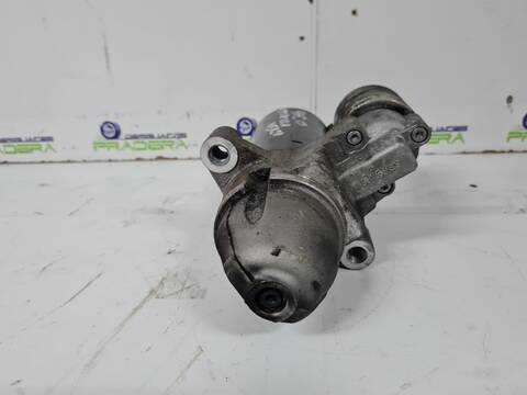 Foto 2ª: Motor de Arranque Toyota Verso COMFORT 112CV 82KW [N47C16A] (2014)