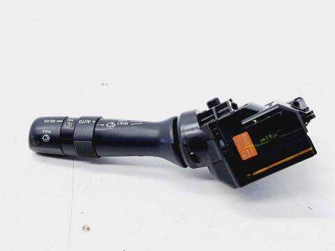Foto 4ª: Mando Multifuncion Toyota Auris 1.6 16V CAT 124CV 91KW [1ZR] (2008)