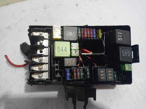 Caja Reles Fusibles Volkswagen Golf COMFORTLINE BLUEMOTION AUT. 150CV