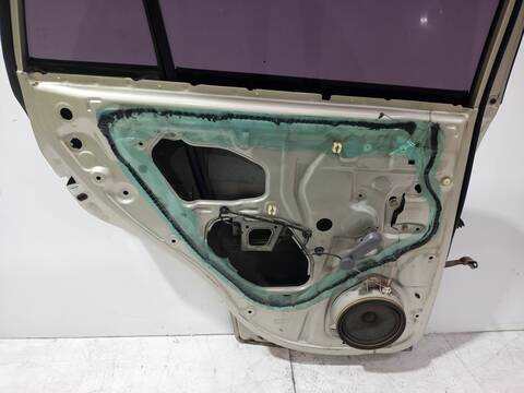 Foto 3ª: Puerta Trasera Izquierda Toyota Rav4 2.0 LUNA 4X4 2003 ) 150CV 110KW [1AZFE] (2000)