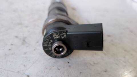 Foto 2ª: Inyectores Bmw Serie 3 315 320D 2.0 16V DIESEL 163CV (2007)