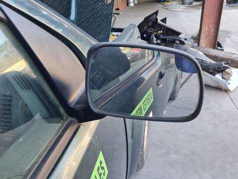 Retrovisor Derecho Nissan Navara GASOLINA