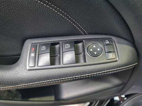 Botonera Elevalunas Mercedes Clase B 150 B 180 CDI BE 246.200) 109CV 80KW