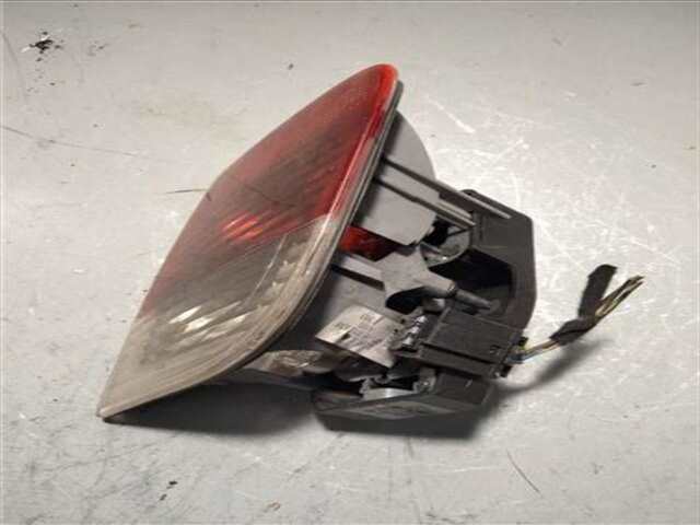 Foto 3ª: Piloto Trasero Derecho Bmw Serie 3 315 2.0 320D [2.0 LTR. - 110 KW 16V DIESEL CAT]