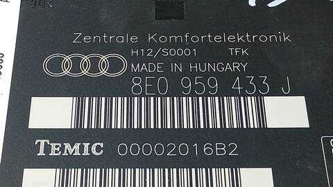 Foto 4ª: Modulo Confort BCM Audi A4 1.9 TDI 96KW) BERLINA 130CV [AWX] (2001)