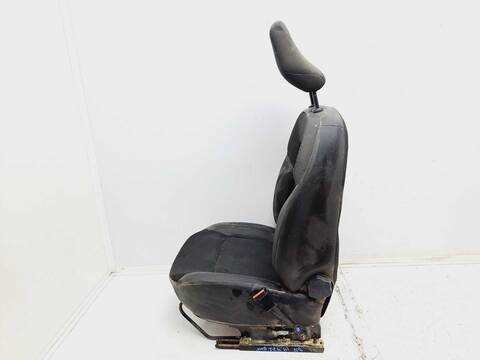Foto 4ª: Asiento Delantero Derecho Renault Express 75CV 55KW [K9K U8] (2021)