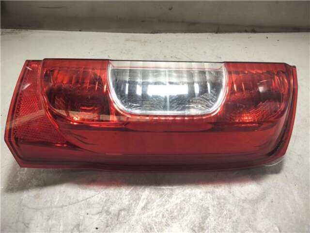 Foto 2ª: Piloto Trasero Derecho Citroen Nemo 1.3 ATTRACTION [1.3 LTR. - 59 KW HDI FAP] (2008 _)