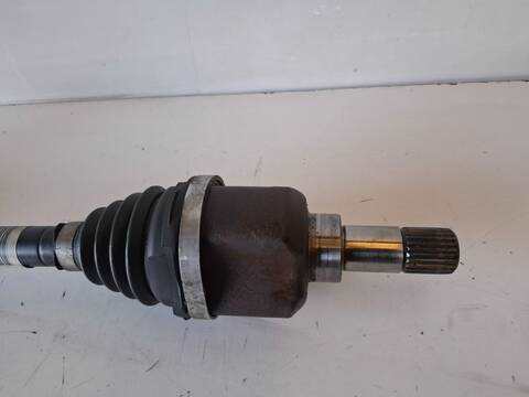 Foto 3ª: Transmision Delantera Izquierda Peugeot 208 YH01 (2020)