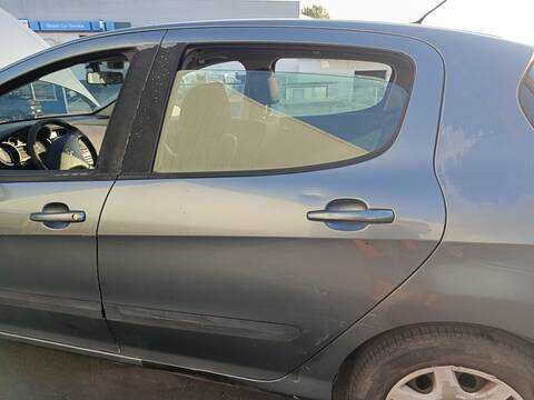 Puerta Trasera Izquierda Peugeot 308 9HX