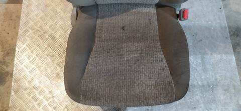 Foto 2ª: Asiento Delantero Derecho Toyota Land Cruiser 3.0 D-4D GX 163CV 120KW [1KDFTV] (2004)