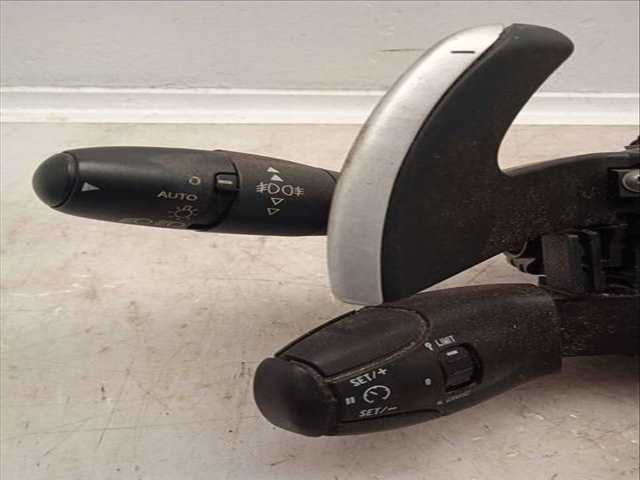 Foto 3ª: Mando Luces Peugeot 3008 1.6 HDI FAP 114CV 84KW [9H05] (2016)