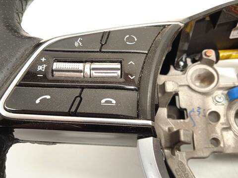 Foto 2ª: Volante Kia Sportage GT LINE ESSENTIAL 2WD 177CV 130KW [G4FJ] (2021)