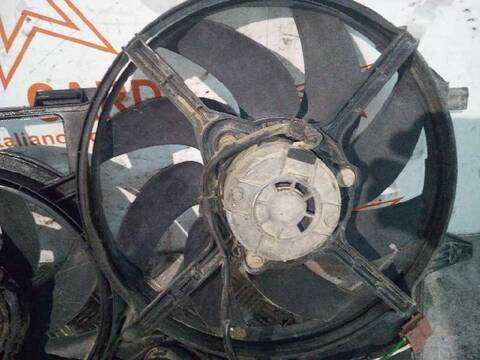 Foto 3ª: Electroventilador Nissan Cabstar 110CV 81KW (2006)