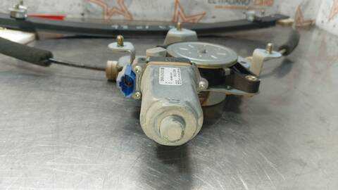 Foto 3ª: Elevalunas Eléctrico Delantero Derecho Chevrolet Captiva 2.0 VCDI LTX SPORT 150CV 110KW [Z20S] (2006)