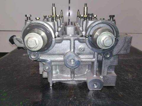 Foto 3ª: Culata Ford Focus 1.6 16V CAT BERLINA 100CV 74KW (1998)