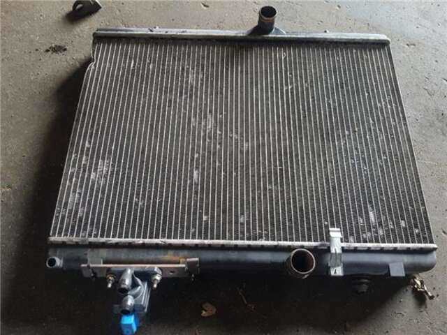 Foto 2ª: Radiador Motor Peugeot 307 2.0 X-LINE [2.0 LTR. - 100 KW 16V HDI FAP CAT (RHR - DW10BTED4)] [RHR (DW10BTED4)]