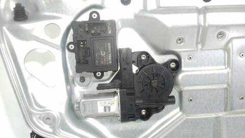 Foto 2ª: Elevalunas Eléctrico Delantero Izquierdo Volvo XC 70 2.0 DIESEL CAT 163CV 120KW [D5204T3] (2010)