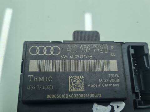 Foto 3ª: Centralita Motor ECU Audi Q7 3.0 TDI 176KW) 239CV [CASA] (2008)
