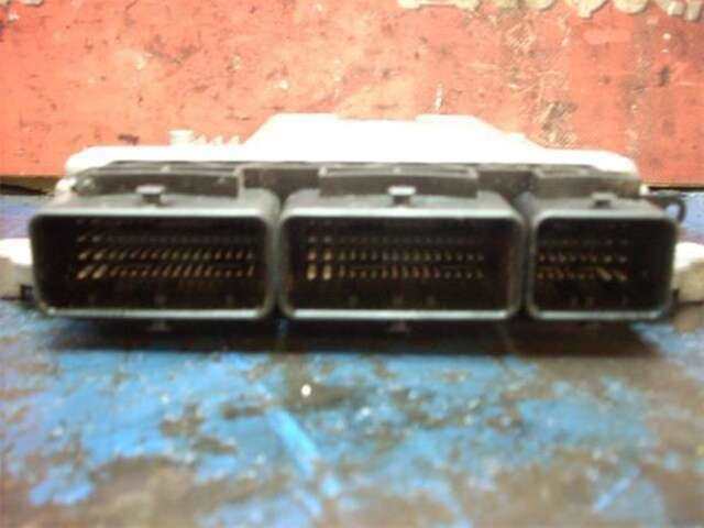 Foto 3ª: Centralita Motor ECU Dacia Sandero 1.5 LAUREATE [1.5 LTR. - 66 KW DCI DIESEL FAP CAT] [K9KC612]