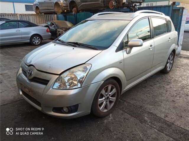 Rejilla Delantera Toyota Corolla 2.2 D-4D SOL [2.2 LTR. - 100 KW TURBODIESEL CAT]