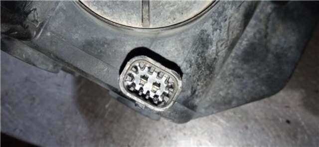 Foto 3ª: Faro Antiniebla Delantero Derecho Opel Corsa 1.3 CDTI [Z 13 DTH]