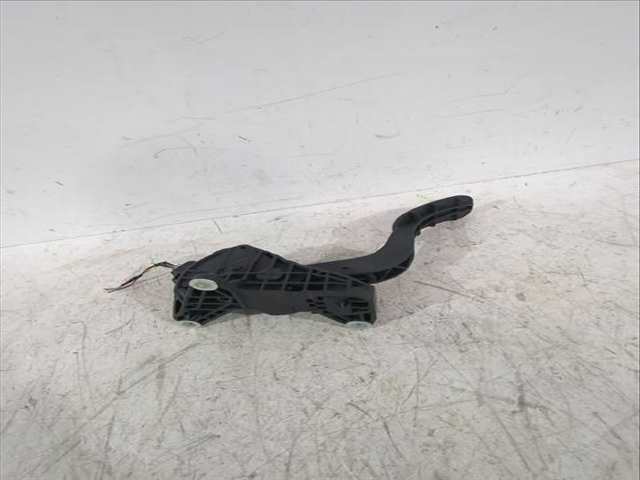 Foto 3ª: Pedal Acelerador Toyota Corolla 1.8 VVTI HYBRID ZWE219) 140CV [2ZR-FXE] (2018)