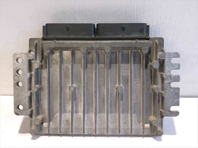 Foto 2ª: Centralita Motor ECU Renault Megane 1.4 G COUPE,1999-2002 [K4J] (1999)