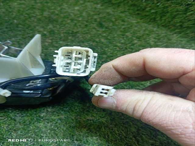 Foto 4ª: Cerradura Maletero Portón Toyota Land Cruiser 3.0 D KDJ90 GX 3P [1KD-FTV] (2002)