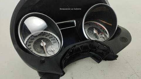 Foto 2ª: Cuadro de Instrumentos Mercedes Clase G 230 GLA 200 CDI - D 156.908) (2013)