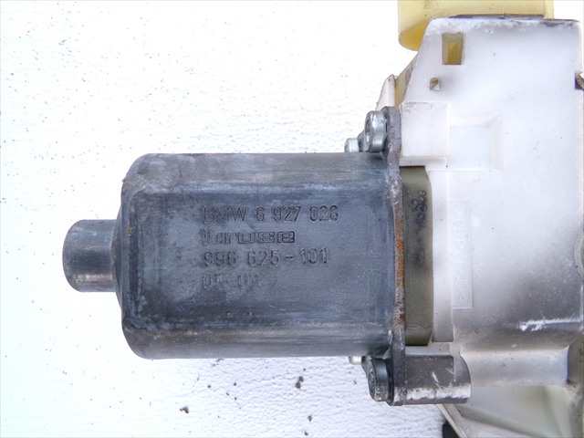 Foto 2ª: Elevalunas Eléctrico Delantero Derecho Bmw Serie 1 120 2.0 D E87,2004-2013 [204D4] (2005)