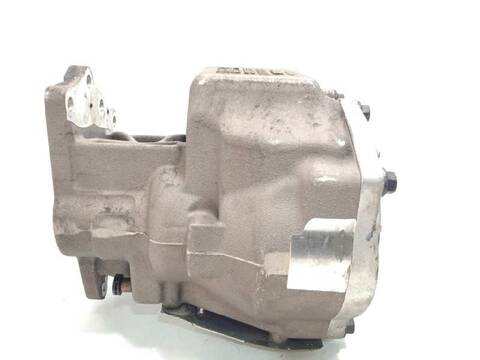 Foto 3ª: Caja Transfer Volvo XC 70 2.4 DIESEL CAT 185CV 136KW [D5244T] (2007)