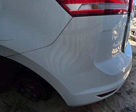 Foto 2ª: Paragolpes Trasero Volkswagen Touran EDITION BMT 116CV 85KW (2019)