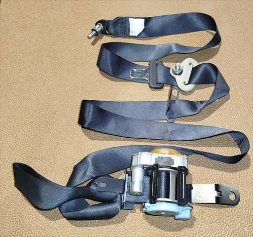 Pretensor Airbag Derecho Nissan Patrol 3.0 DI GR Y61