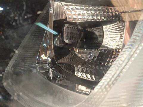 Foto 3ª: Faro Izquierdo Volkswagen Golf 1.4 16V TSI 125CV 92KW (2017)