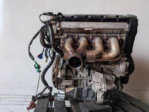 Foto 2ª: Motor Completo Citroen Xsara 6FZ PICASSO (2002)